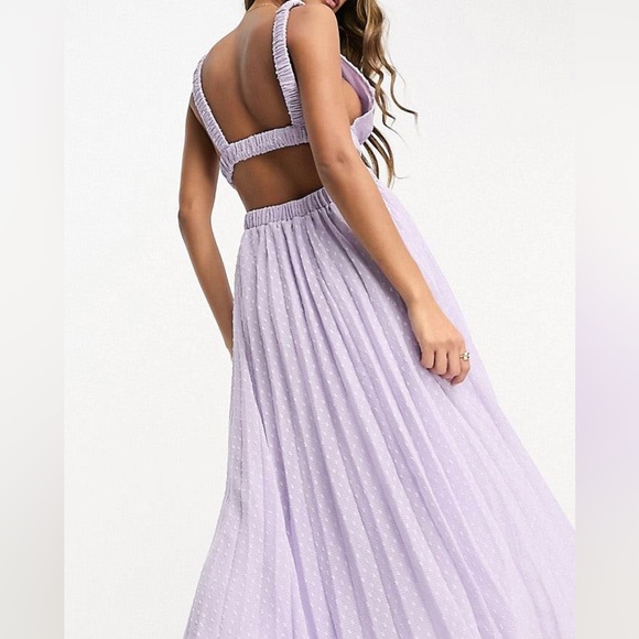 Lilac Pleat Plunge Neck Midi Dress - Picture 2 of 3